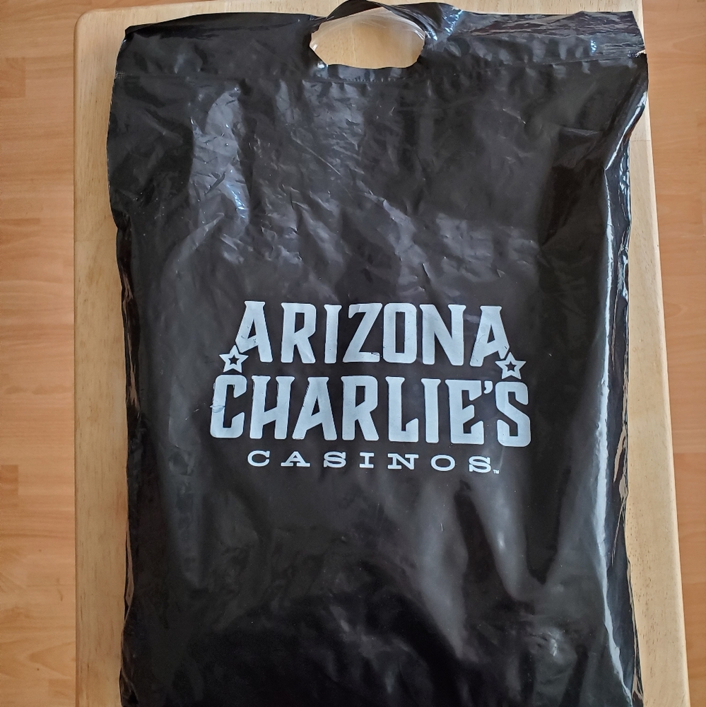 NWT Arizona Charlie's Casino Zippered Hoodie Unisex Size XL - Picture 13 of 13